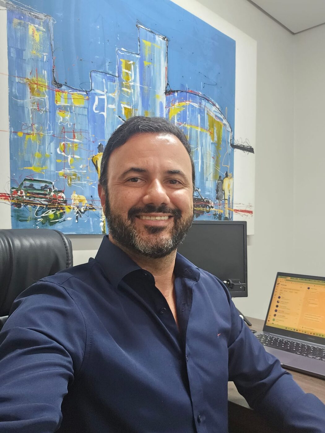 Dr. Raphael Oliveira em registro fornecido pela campanha.
